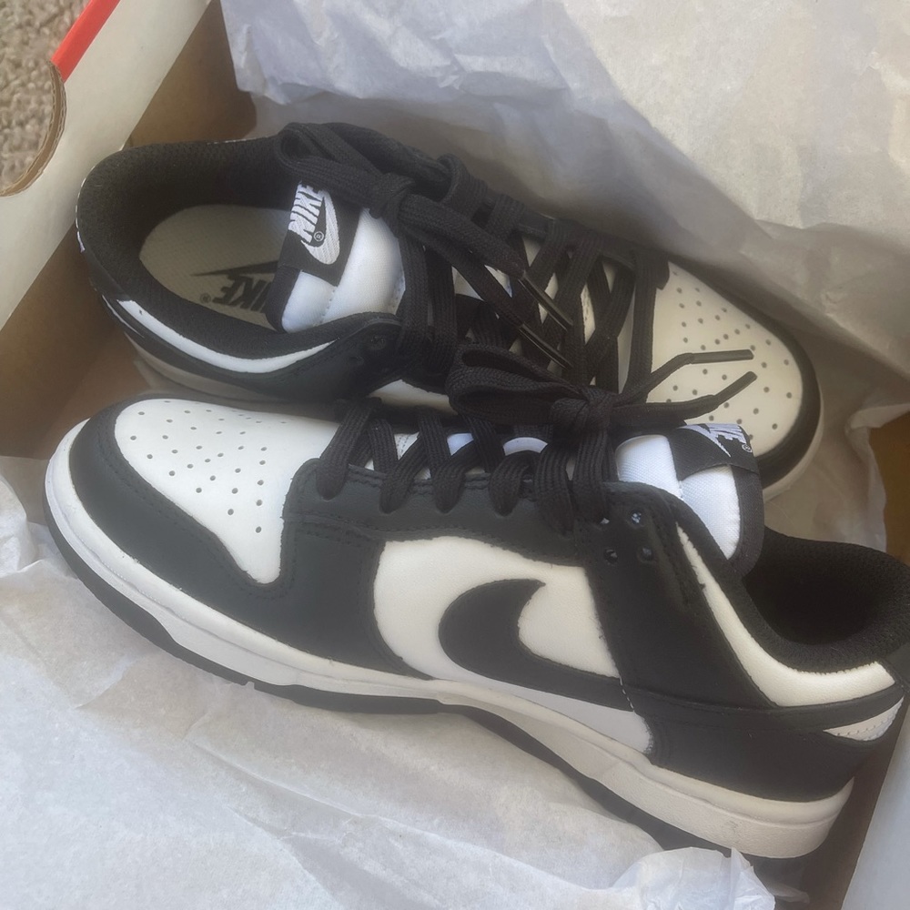 Nike panda dunk